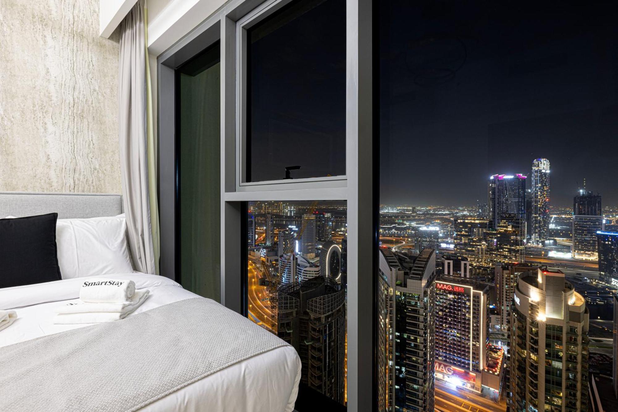 Smartstay At Burj Royale - Full Burj Khalifa View - Brand New Luxury Apartments Ντουμπάι Εξωτερικό φωτογραφία